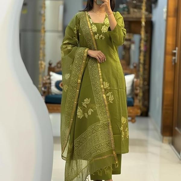 ANNI Designer Women's Rayon Viscose Straight fit Printed Embroidered Kurta with Pant & Dupatta | Ethnic Kurta Set for Women | Daily, Office & Festive Traditional