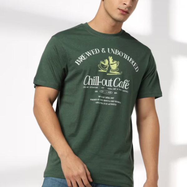 Men Typographic Print Regular Fit Crew-Neck T-Shirt
